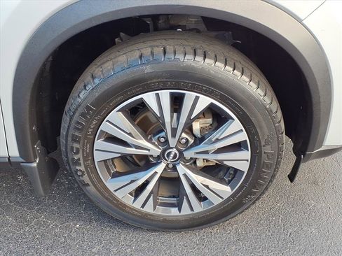 Certified 2023 Nissan Rogue SV image 13