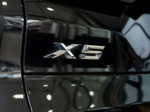 Used 2024 BMW X5 xDrive40i w/ Premium Package image 10