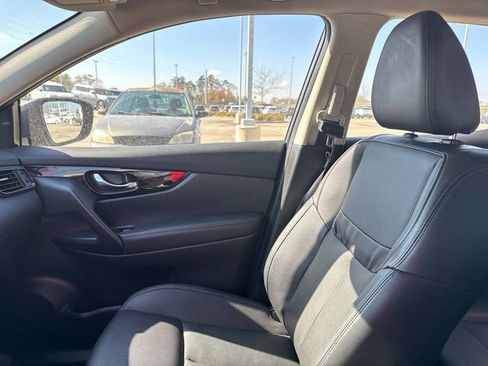 Used 2022 Nissan Rogue Sport SL image 22