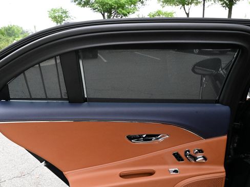Used 2022 Bentley Flying Spur V8 AWD/4WD image 39