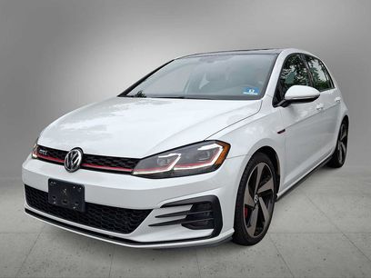 Used 2018 Volkswagen GTI SE