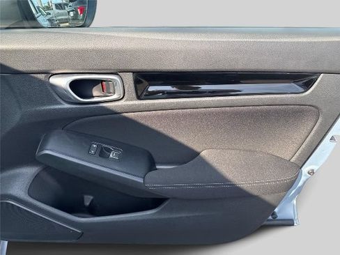 Used 2023 Honda Civic EX image 26