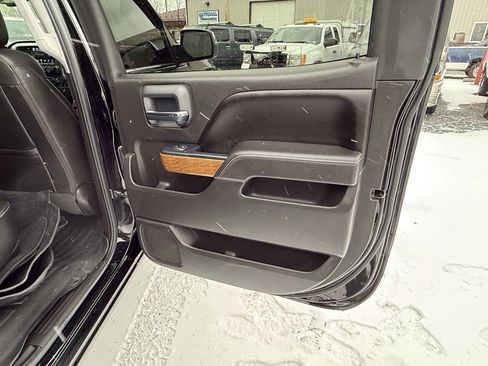 Used 2017 Chevrolet Silverado 1500 LTZ w/ Sport Package image 25