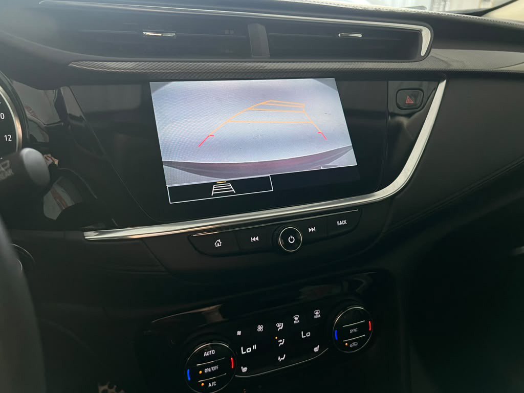 Used 2023 Buick Encore GX Select w/ Sport Touring Package FWD image 23