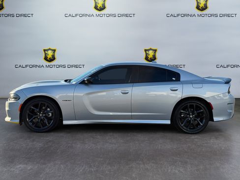 Used 2021 Dodge Charger R/T w/ Blacktop Package image 2