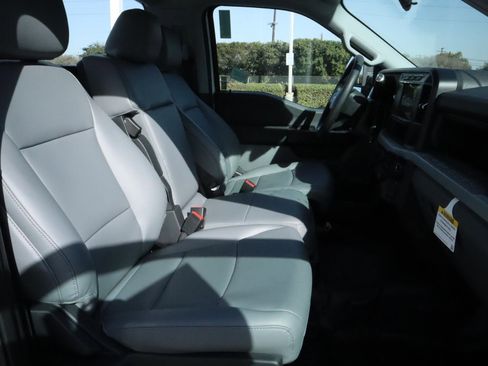 Used 2024 Ford F350 XL w/ XL Chrome Package image 22