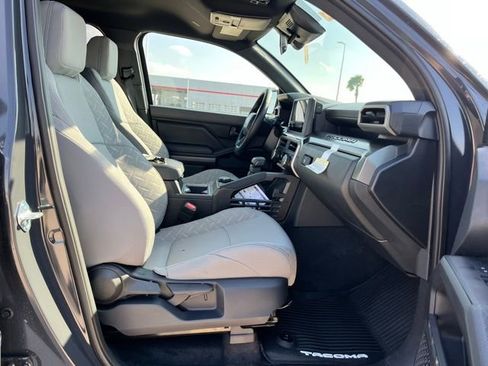New 2026 Toyota Tacoma SR5 AWD/4WD image 22