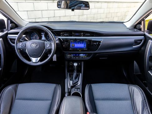 Used 2015 Toyota Corolla S FWD image 31