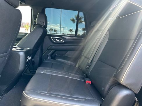 Used 2022 GMC Yukon SLT RWD image 9