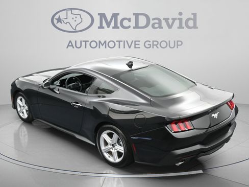 Used 2026 Ford Mustang Coupe RWD image 36