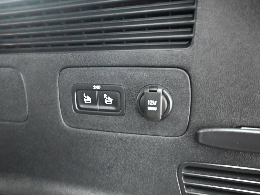 Used 2023 Kia Sorento S FWD image 57