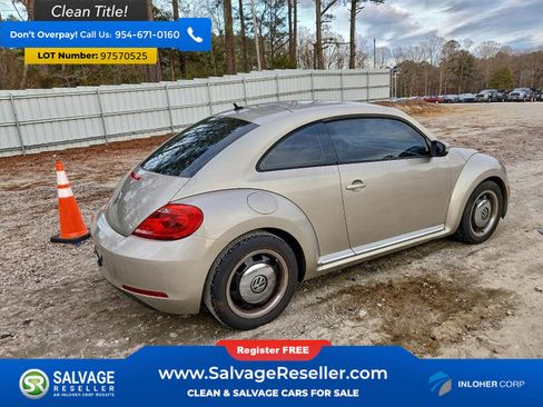 Used 2013 Volkswagen Beetle 2.5 image 4