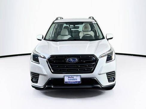 Used 2023 Subaru Forester Premium AWD/4WD image 2