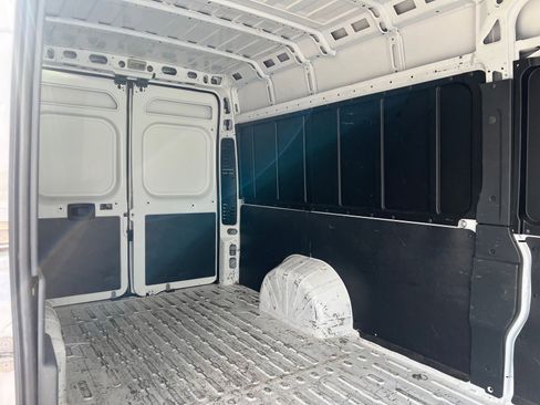 Used 2023 RAM ProMaster 3500 FWD image 5