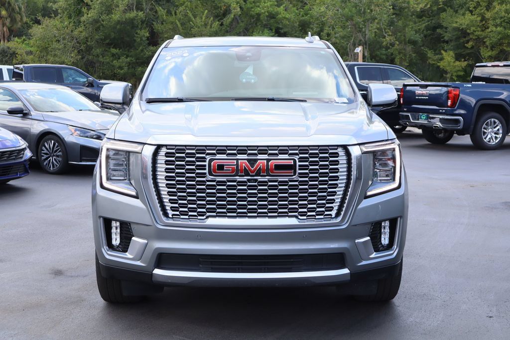 Used 2024 GMC Yukon XL Denali AWD/4WD image 4