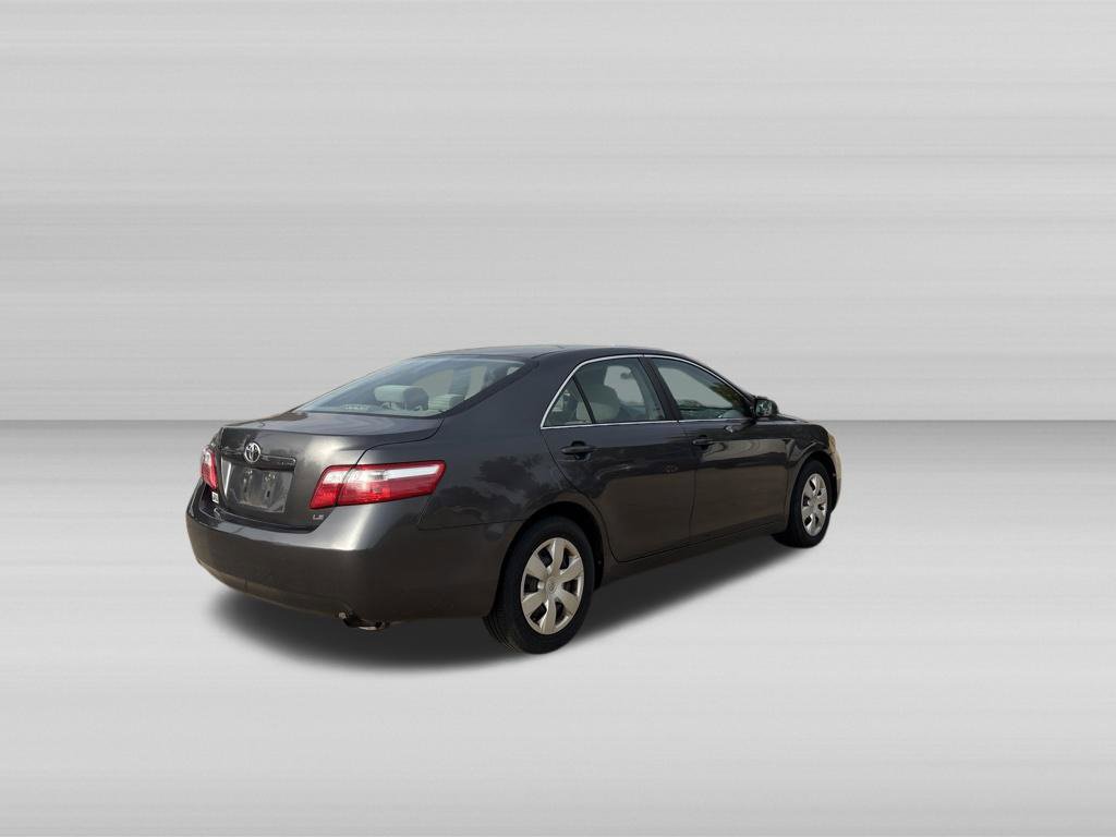 Used 2009 Toyota Camry LE FWD image 4