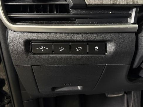 Used 2023 Kia Telluride EX w/ EX Captain's Chair Package AWD/4WD image 18