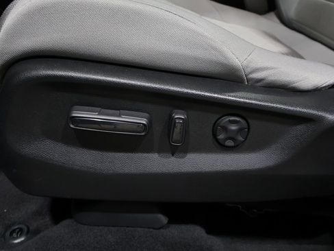 Used 2022 Honda CR-V EX image 12