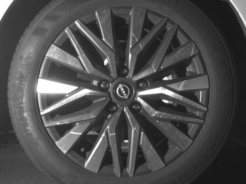 Used 2025 Nissan Altima 2.5 SV FWD image 13