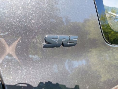 Used 2021 Toyota 4Runner SR5 Premium w/ Moonroof Package AWD/4WD image 41