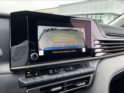 Used 2025 Toyota Camry LE image 13