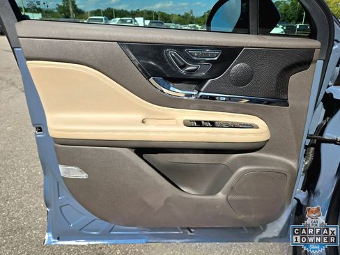 Used 2023 Lincoln Corsair FWD image 22