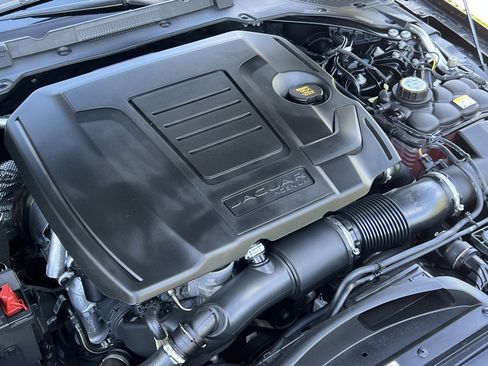 Used 2024 Jaguar XF R-Dynamic SE image 36