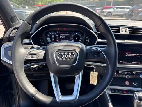 Used 2025 Audi Q3 2.0T Premium AWD/4WD image 19