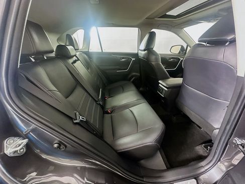 Used 2023 Toyota RAV4 XLE Premium AWD/4WD image 28