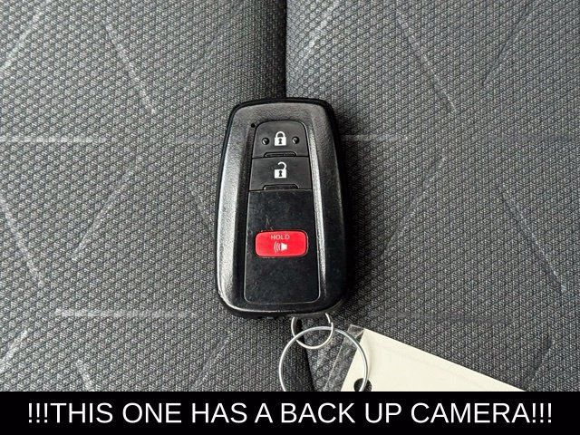 Used 2022 Toyota RAV4 XLE FWD image 31