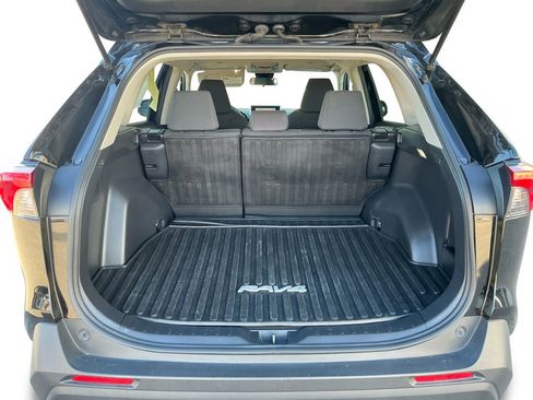 Used 2024 Toyota RAV4 LE image 20
