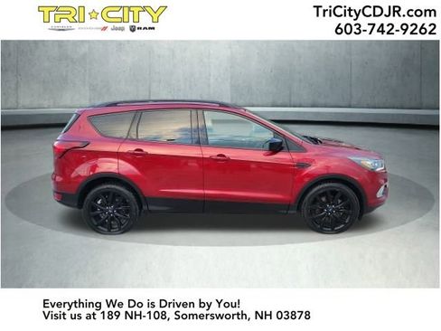 Used 2019 Ford Escape SE image 6