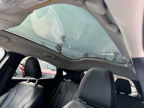 Used 2021 Ford Mustang Mach-E Premium image 34