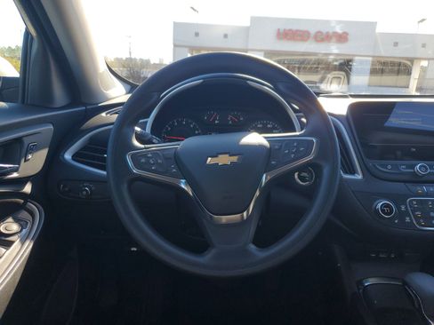 Used 2023 Chevrolet Malibu LT image 13