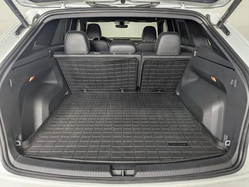 Used 2023 Volkswagen Atlas Cross Sport SEL Premium R-Line AWD/4WD image 24