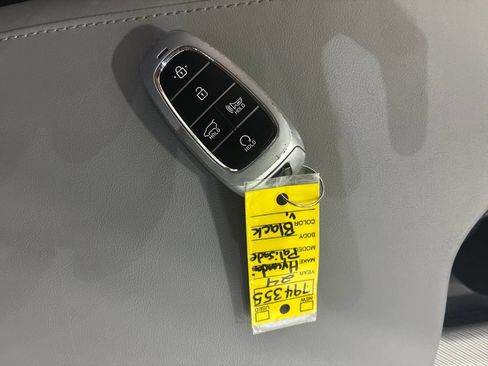 Used 2024 Hyundai Palisade SEL FWD image 14