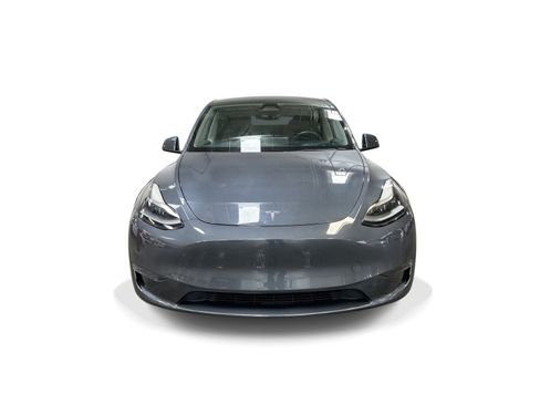 Certified 2023 Tesla Model Y AWD image 2