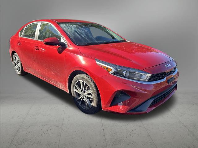 Used 2023 Kia Forte LXS FWD image 3