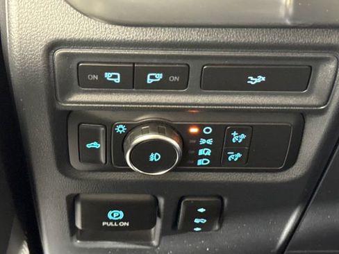 Used 2022 Ford F150 Lariat w/ Equipment Group 502A High AWD/4WD image 39