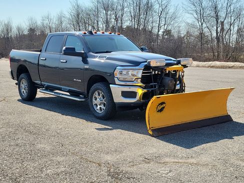 Used 2019 RAM 2500 Big Horn AWD/4WD image 3