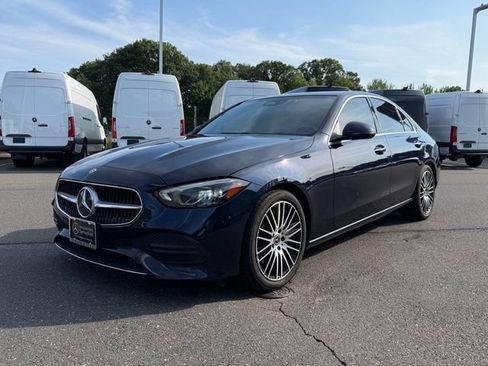 Used 2023 Mercedes-Benz C 300 4MATIC Sedan image 3