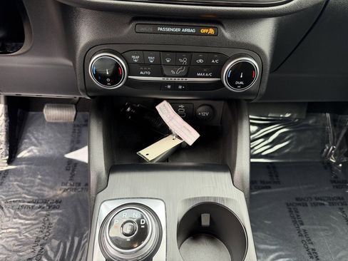 Used 2025 Ford Escape ST-Line image 27