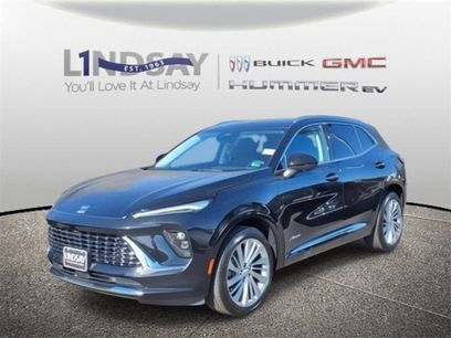 New 2025 Buick Envision Avenir