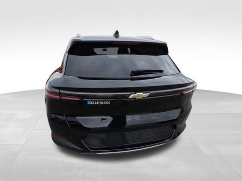 Certified 2025 Chevrolet Equinox EV LT FWD image 3