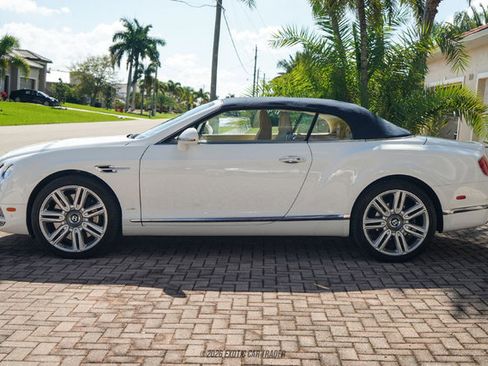 Used 2016 Bentley Continental GT image 16