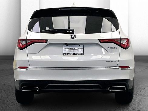 Used 2024 Acura MDX SH-AWD image 3