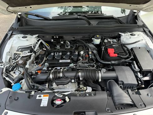Used 2018 Honda Accord LX image 16