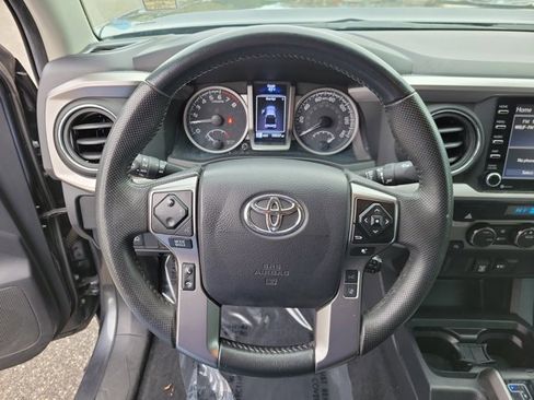 Used 2022 Toyota Tacoma SR5 image 21