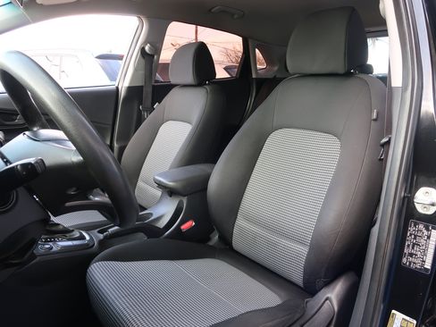 Used 2019 Hyundai Kona SE image 12