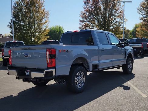 New 2026 Ford F250 Lariat w/ FX4 Off-Road Package image 7